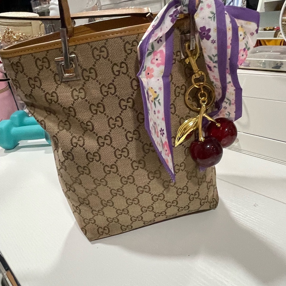 Gucci Beige GG Canvas Tote with Cherry Charm and Floral Scarf